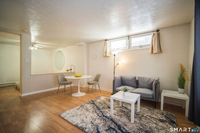 Building Photo - 120 Wooster St