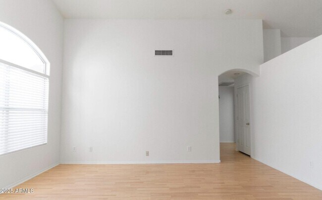 Building Photo - 12550 W Palm Ln