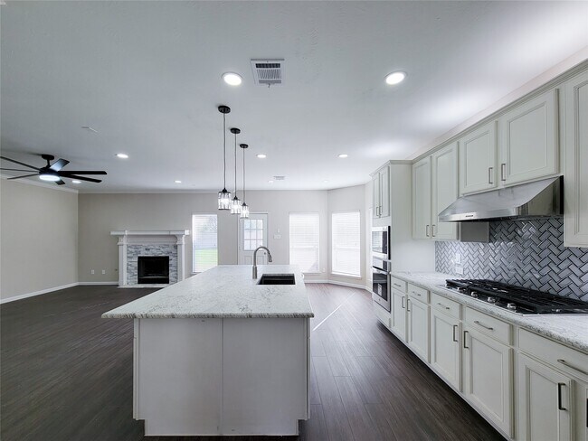 Building Photo - 21007 Bright Lake Bend Ct