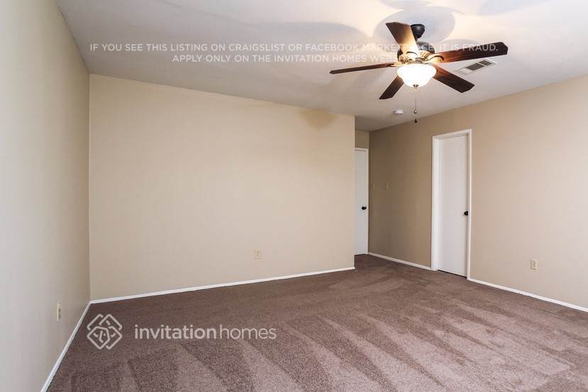 Building Photo - 3827 Cypressdale Dr