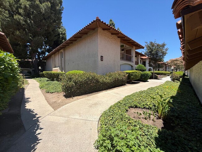 Building Photo - 5999 Rancho Mission Rd
