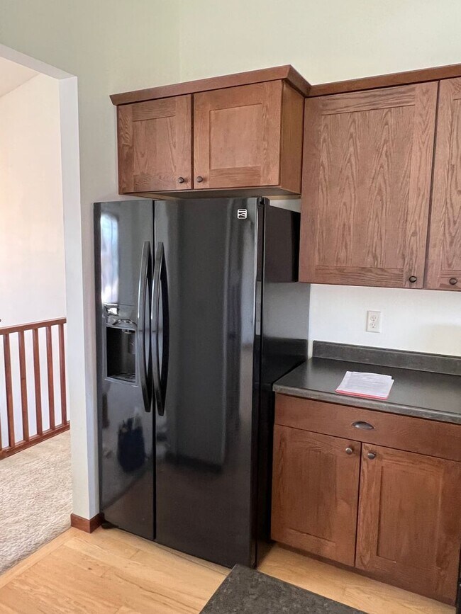 Building Photo - 3 bedroom, 3 bathroom Red Rocks Home for Rent