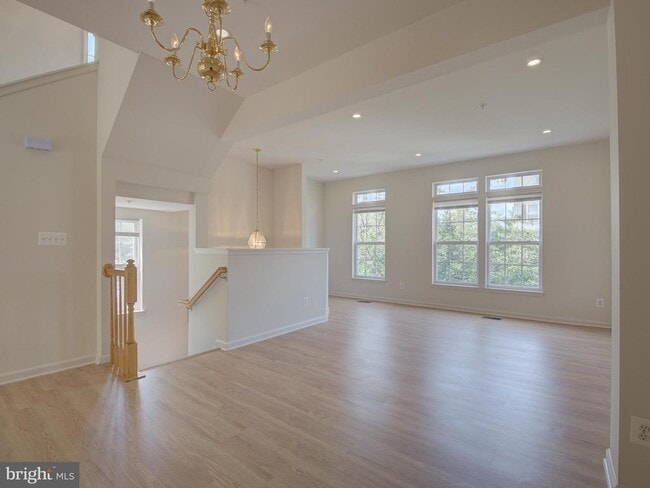 Building Photo - 13013 Cordelia Ct