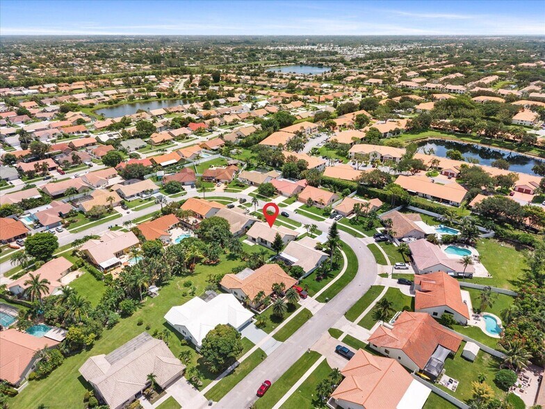 Building Photo - 5809 Sun Pointe Cir