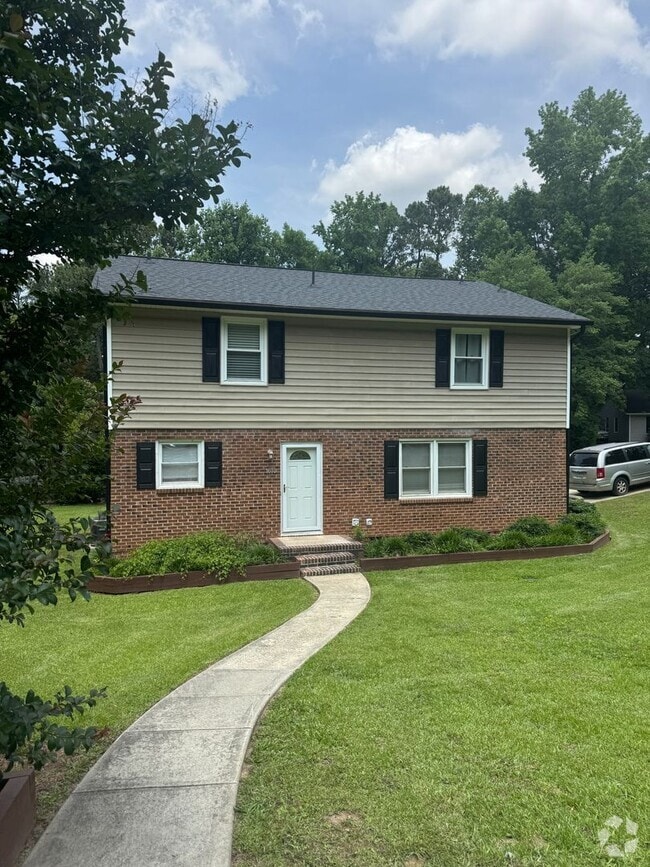 Building Photo - Mine Creek Duplex