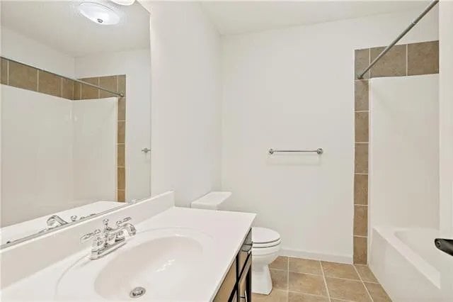 Building Photo - 215 Stonebridge Ln