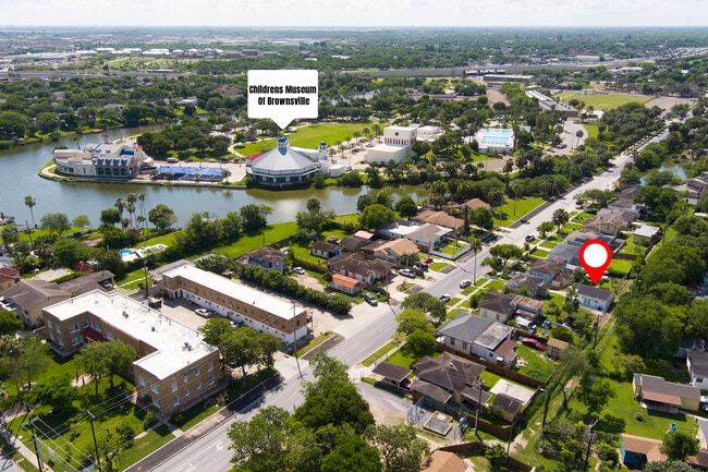 Building Photo - 66 E Ringgold St