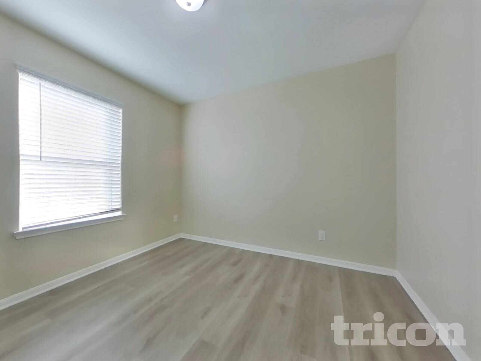 Building Photo - 680 Totem Trail Dr