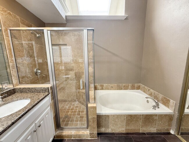 Building Photo - 3-Bedroom Home for Lease in Carrollton – U...