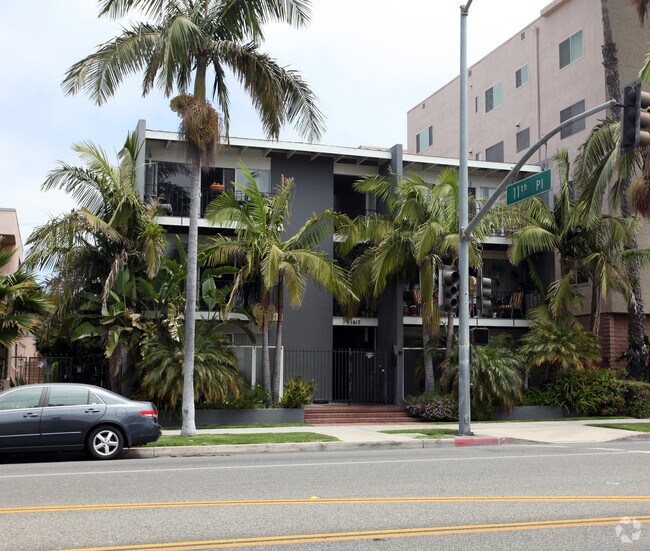 Primary Photo - 1617 E Ocean Blvd