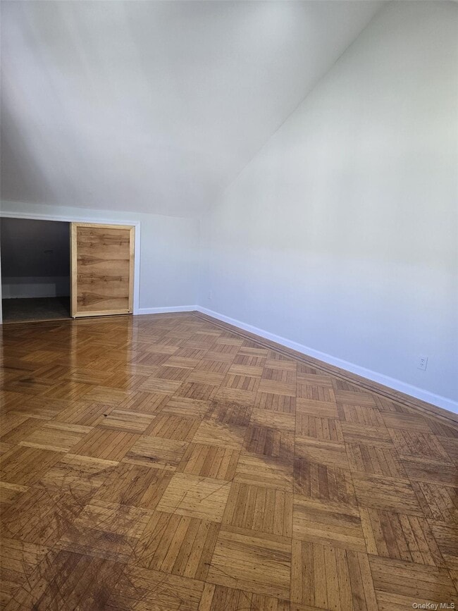 Building Photo - 3913 Lyme Ave