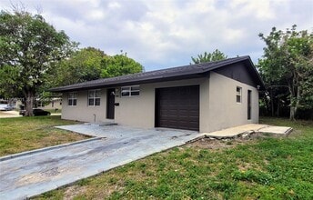 Building Photo - 1642 44th St