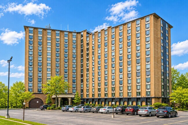 Building Photo - 1 Renaissance Pl