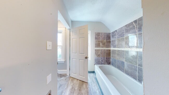 Building Photo - Cudell Neighborhood - 3 Bedroom Single Fam...