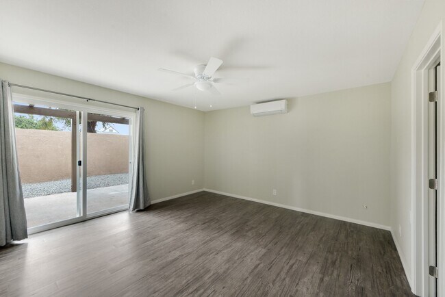 Building Photo - 900 N Harbor Blvd