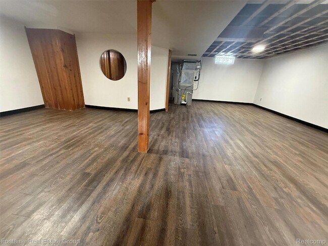 Building Photo - 29174 Westfield St