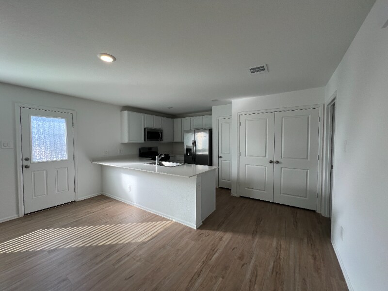 Building Photo - 314 Hbr Bnd Ct