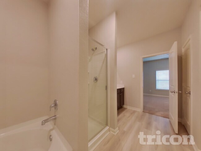 Building Photo - 23112 Shakespeare Dr