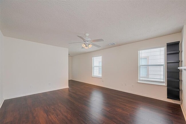 Building Photo - 3514 Garrison Run Dr
