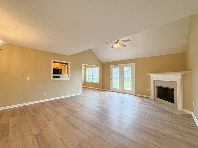 Building Photo - 304 Brina Rd