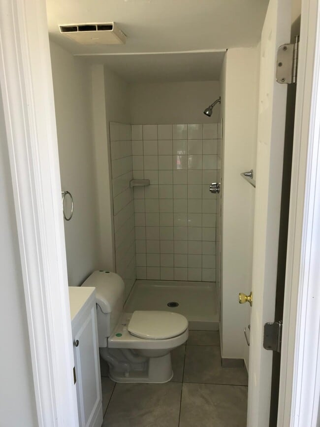 Building Photo - 1603 Union Blvd