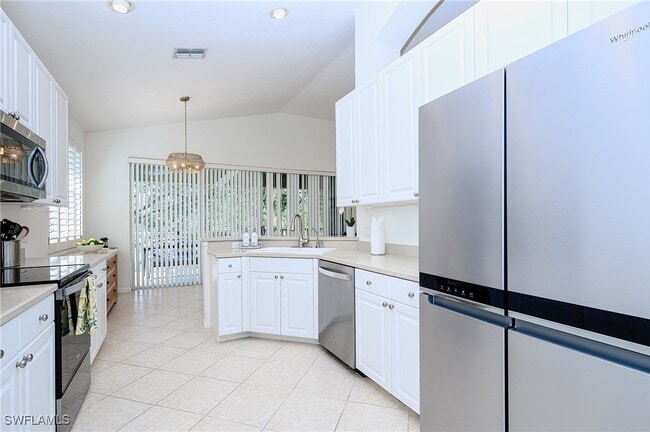 Building Photo - 7127 Blue Juniper Ct