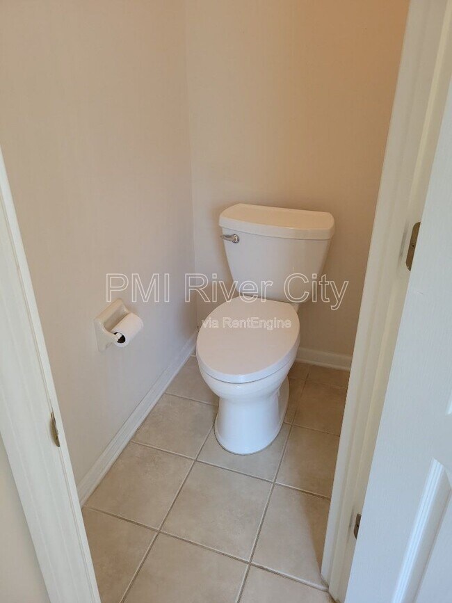 Building Photo - 14283 Big Spring St