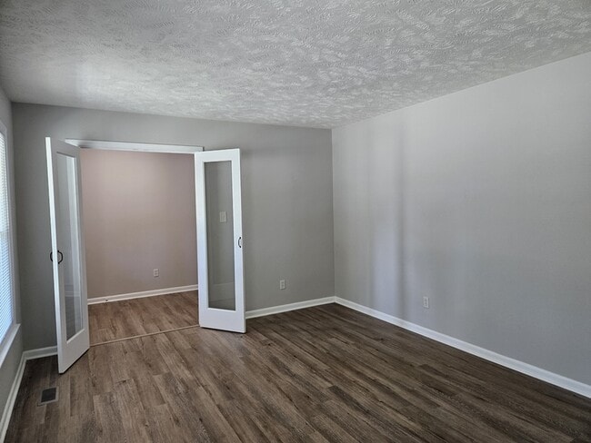Building Photo - 309 Murray Fork Dr