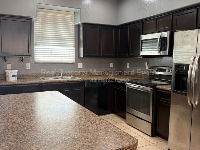 Building Photo - 7724 W Pipestone Pl