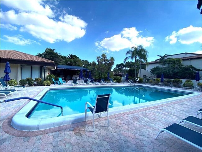 Building Photo - 21766 Cypress Dr