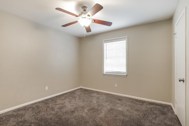 Building Photo - 17415 Rustic Pine Trail