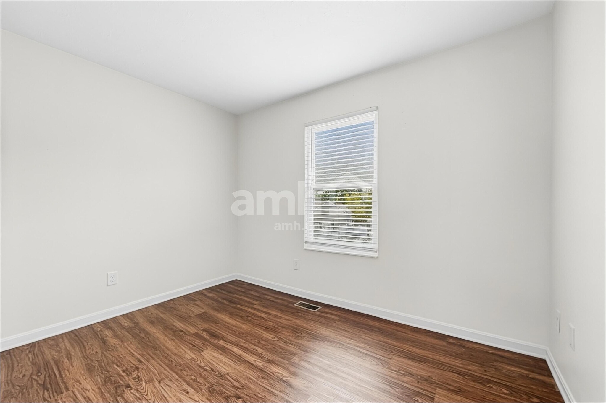 Building Photo - 4254 N Gensen Loop