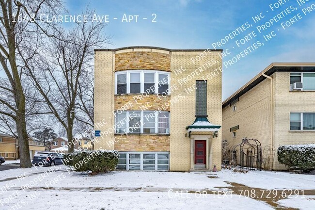 Building Photo - Massive 4-Bed, 2-Bath Apartment in Berwyn ...