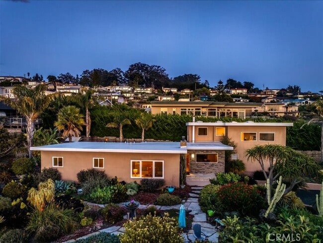 Building Photo - 735 Cabrillo Pl