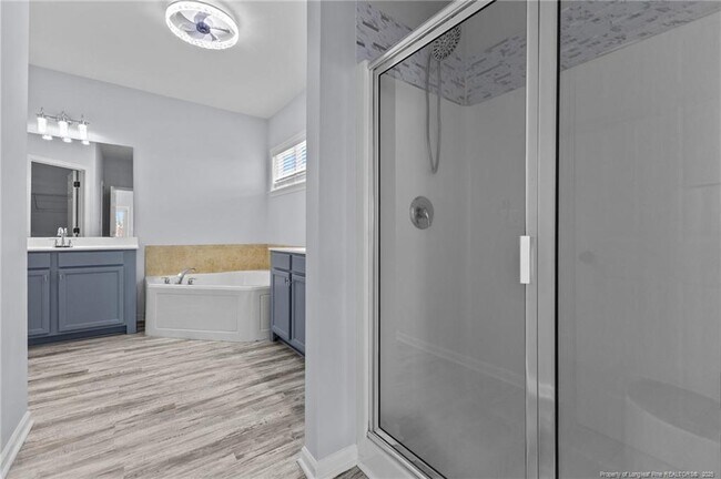 Building Photo - 12 Turnbridge Way