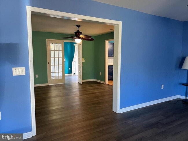 Building Photo - 4 Margate Ct