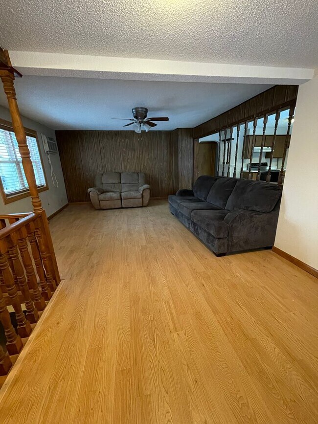 Primary Photo - 2 Bedroom House