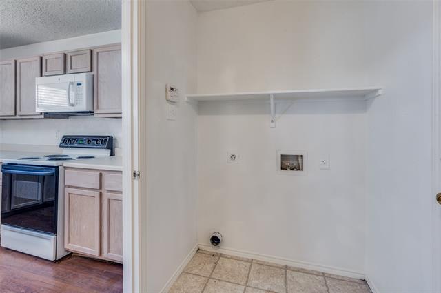 Building Photo - 5224 Royal Burgess Dr