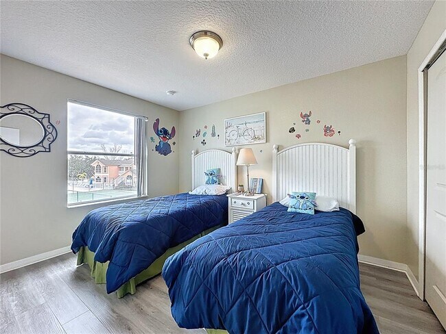 Building Photo - 8716 Rain Forest Pl