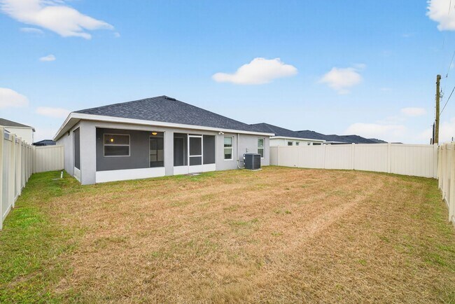 Building Photo - New Spacious 4 Bed - W/Amenities!