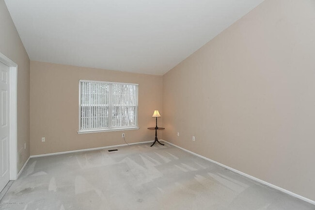 Building Photo - 123 Wood Duck Court