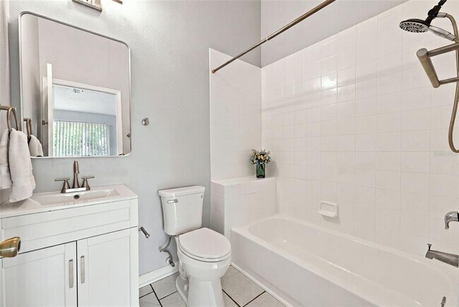 Building Photo - 29924 Playa Del Rey Ln