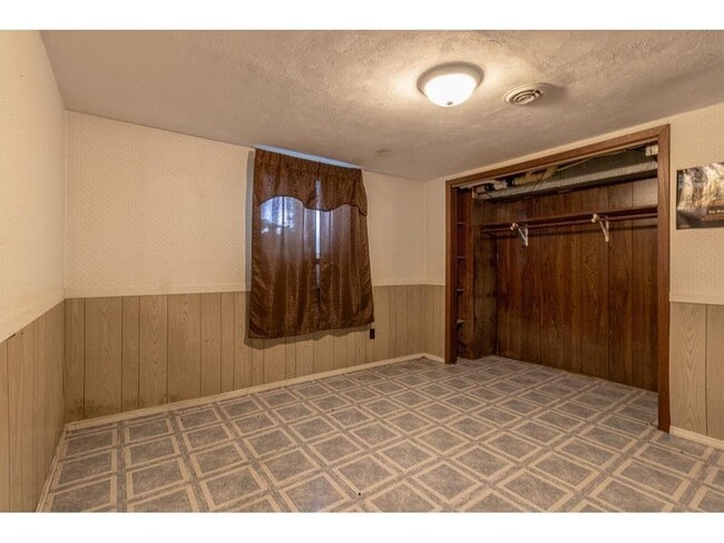 Building Photo - 11197 608th Ave