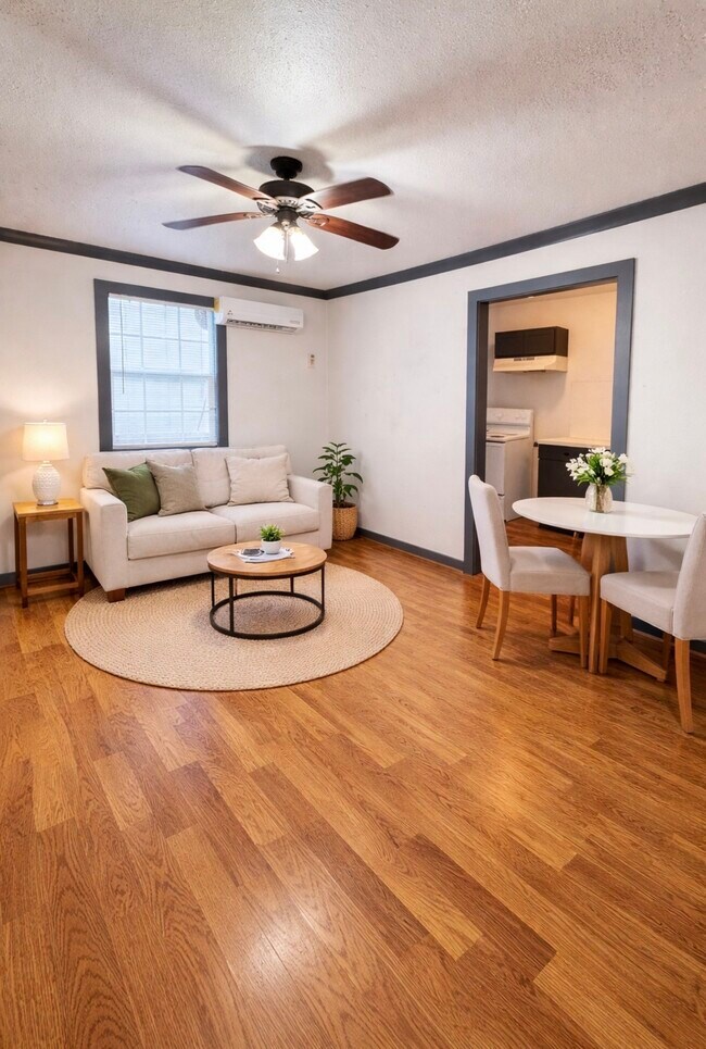 Building Photo - 5320 Polk St