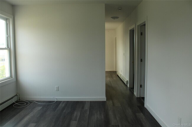 Building Photo - 188 N Hamilton St