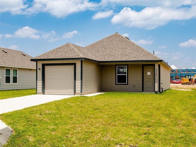 Building Photo - Beautiful Brand New 3 bedroom 2 bath lease...