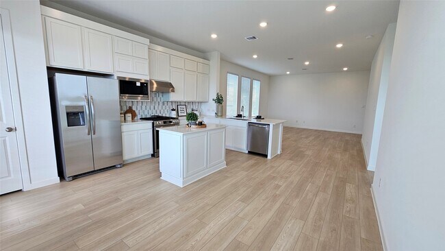 Building Photo - 16327 Mesquite Fld Dr