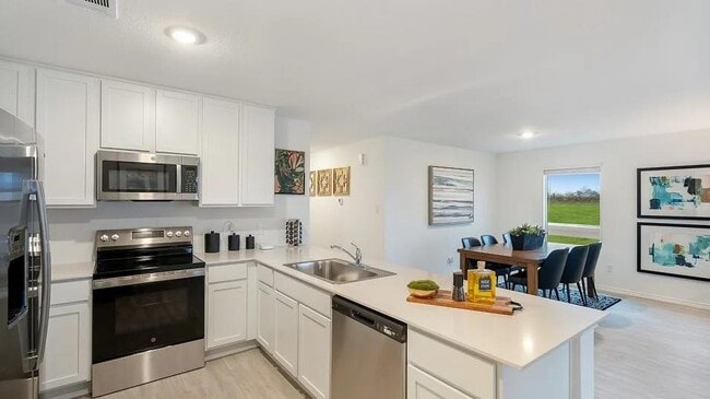 Building Photo - 217 Skyfire St