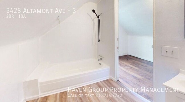 Building Photo - 3428 Altamont Ave