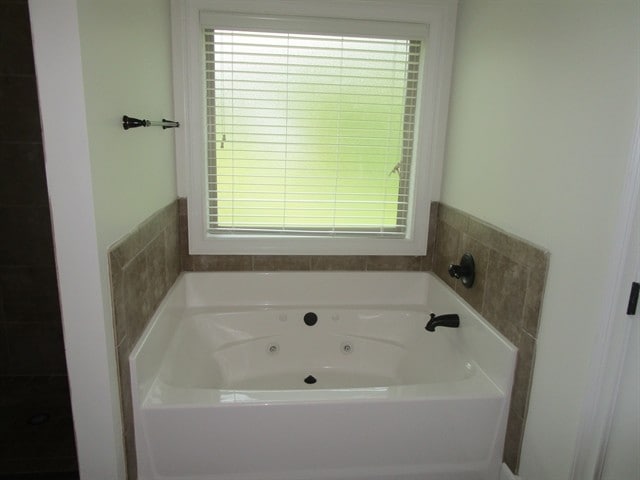 Building Photo - 2572 Corey Park Dr
